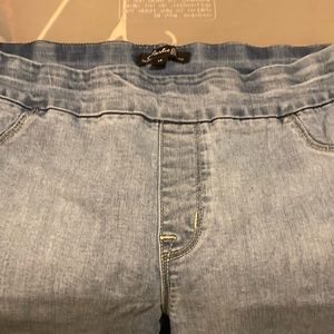 Skinny jeans